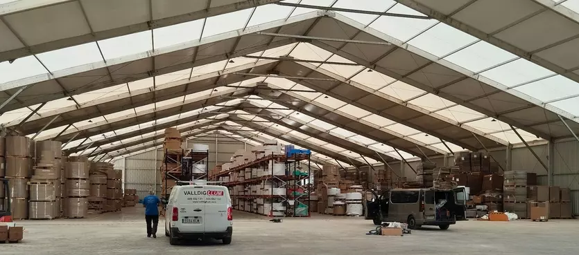 Een tijdelijk opslaggebouw huren